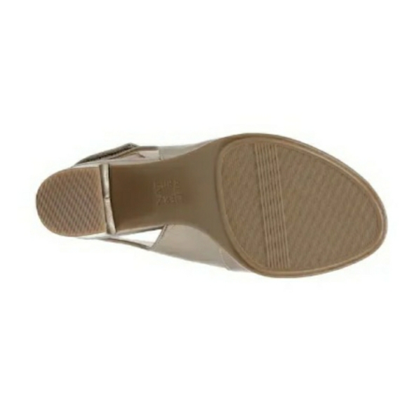 Preston sandal from Naturalizer - Picture 8 of 16